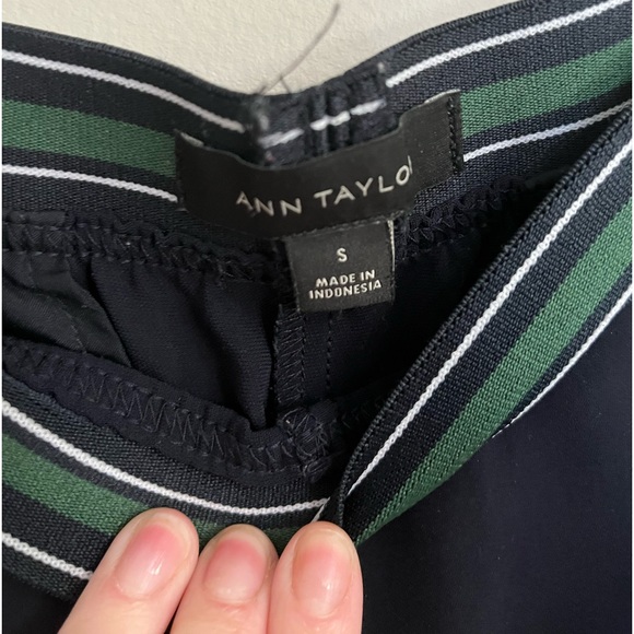 Ann Taylor Elastic Waist Navy Tuxedo Straight Leg Dressy Pant Sm. - Picture 2 of 7